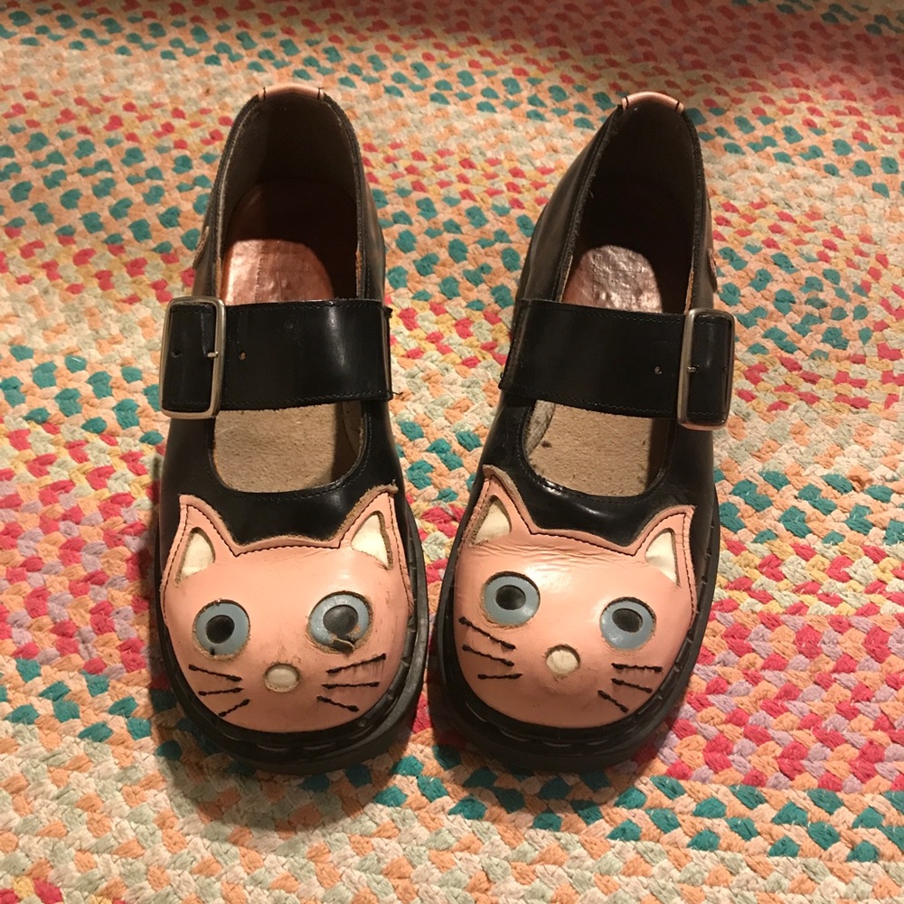 Kitten marry janes